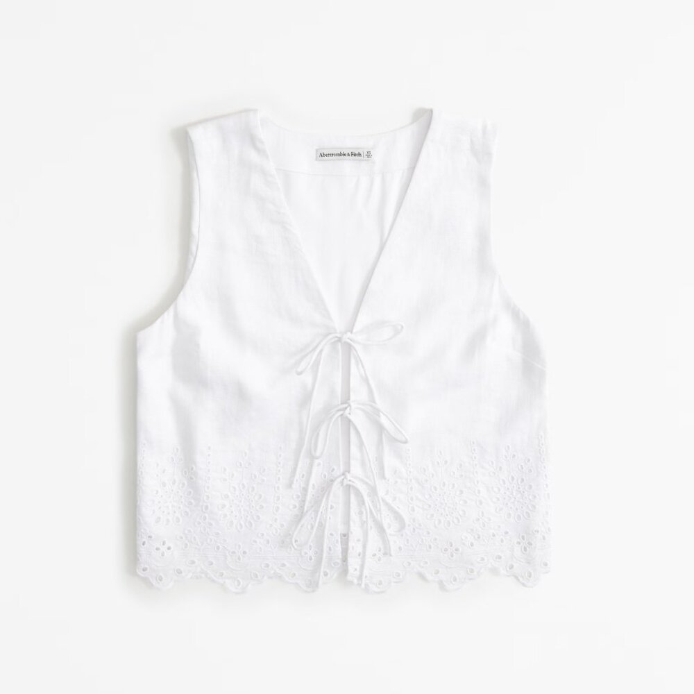 Abercrombie & Fitch Lace-Up Eyelet Blouse